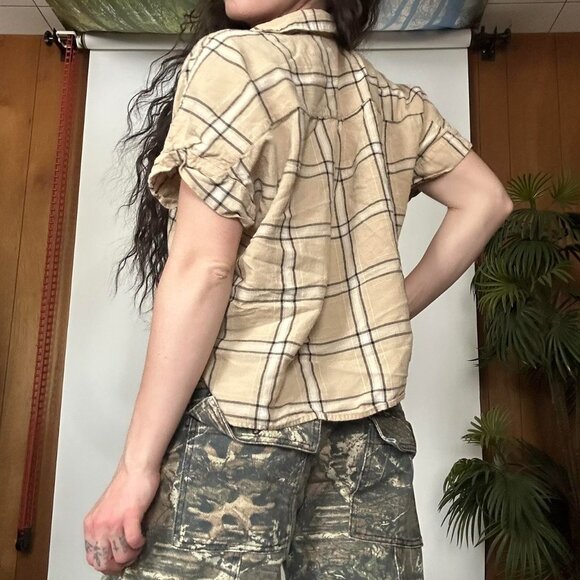 Levi’s plaid linen blend blend top - Picture 5 of 5